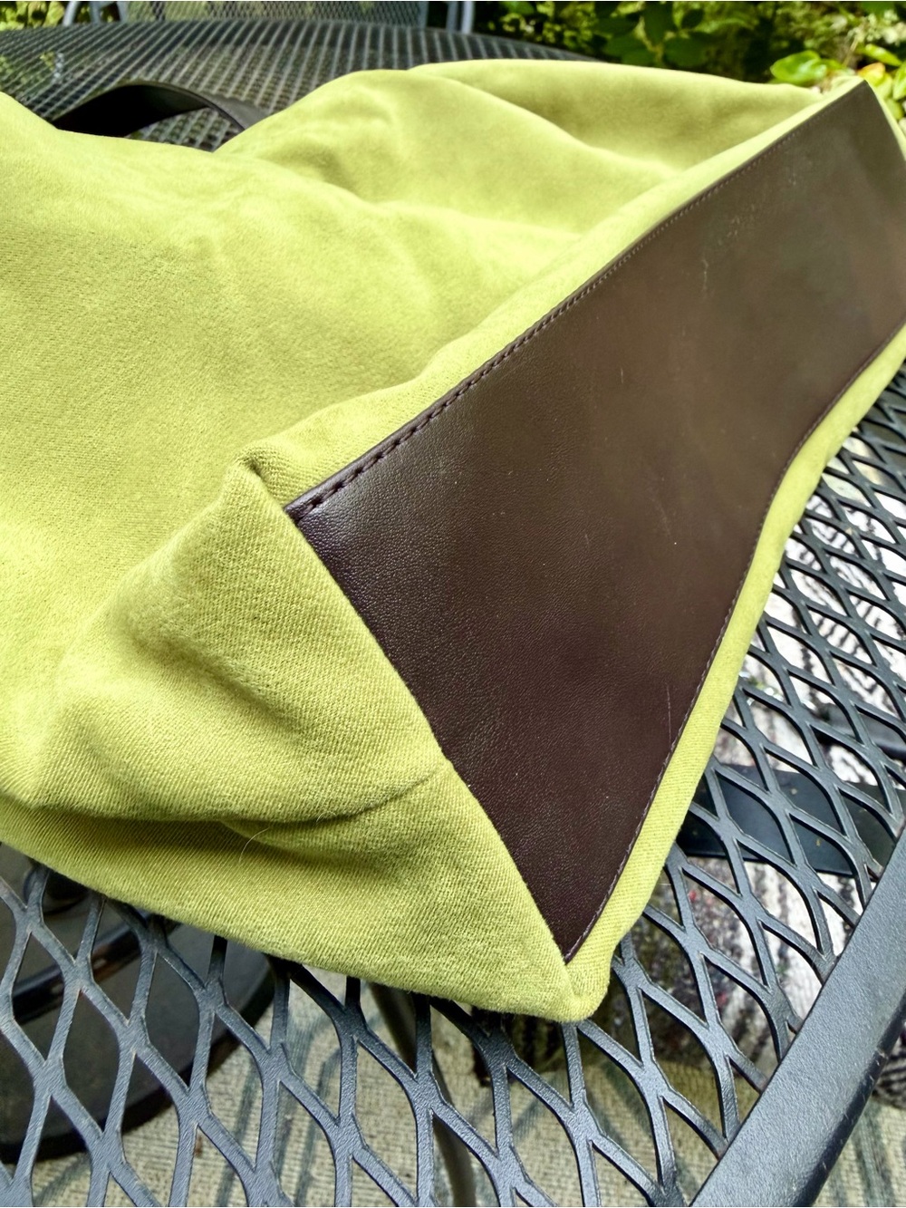 Fun Fashion! Green Shoulder Bag - Picture 4 of 5